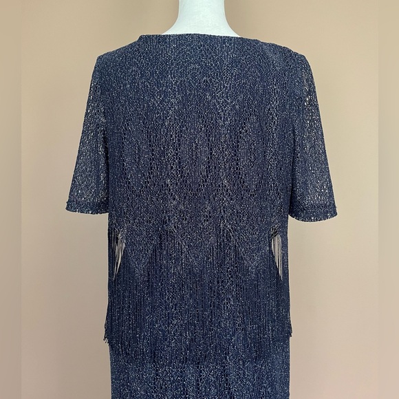 {Jessica Howard} Short Sleeve Cocktail Dress with Metallic Thread & Fringe - 8P - Picture 8 of 13
